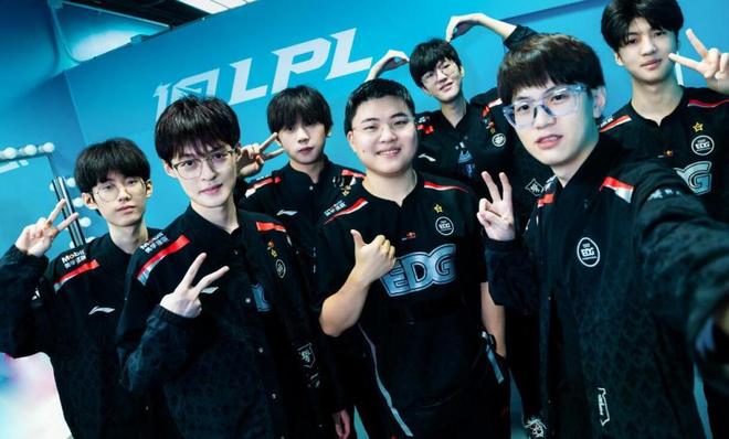 从起点到荣 从起点到荣