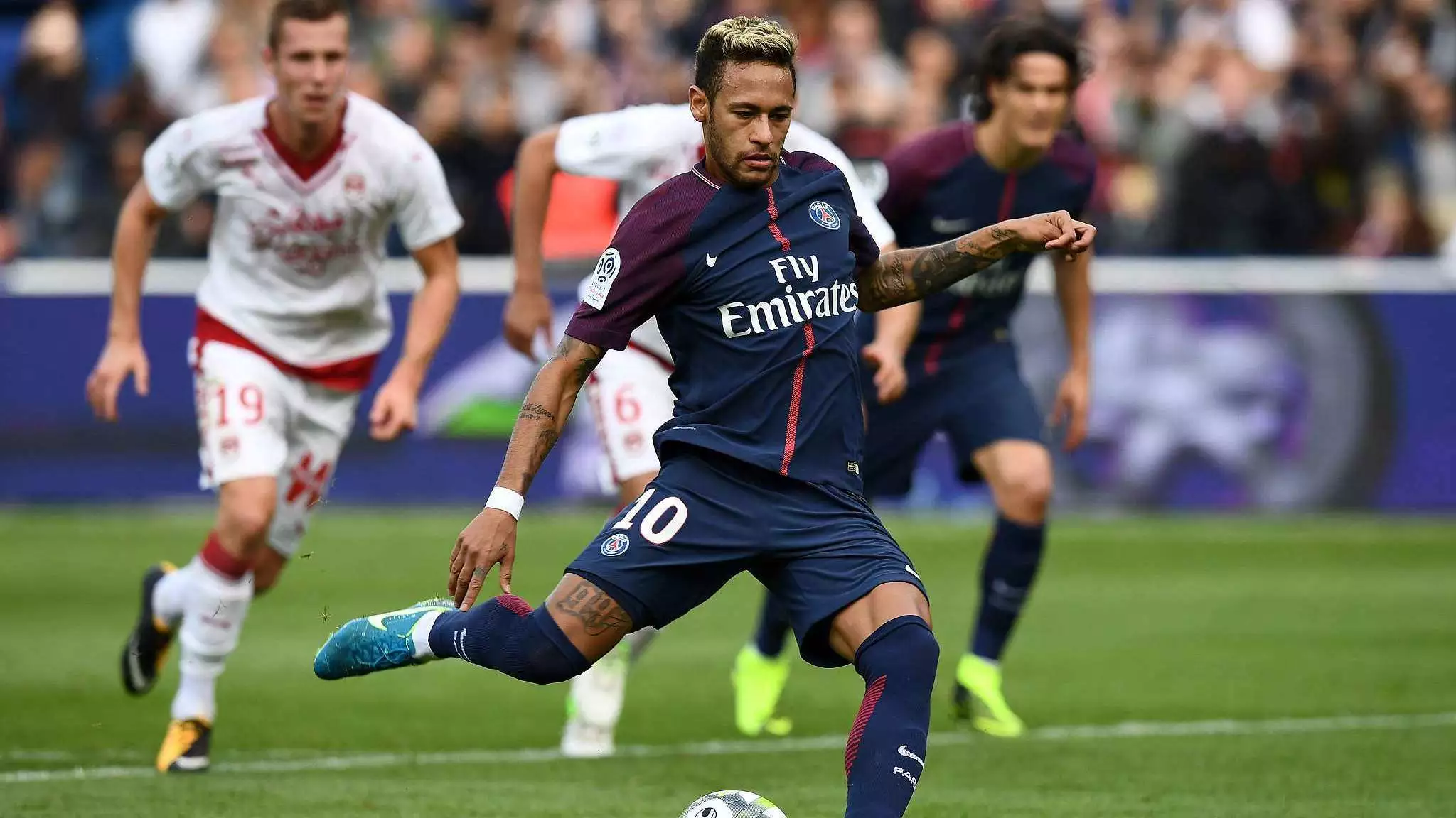 市场汇聚为 市场汇聚为